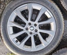 21" Genuine Range Rover Alloys with tyres
