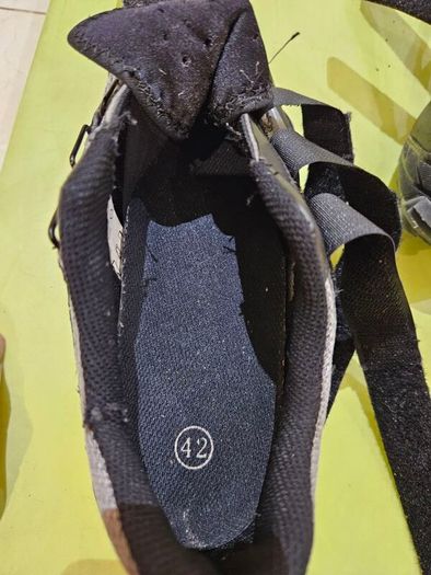 cycling shoes