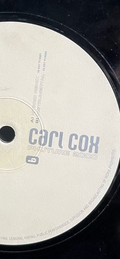 10e each Techno 12" vinyl
