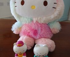 hello kitty rainbow plush soft toy teddy with 2 hello kitty figures