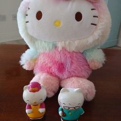 hello kitty rainbow plush soft toy teddy with 2 hello kitty figures