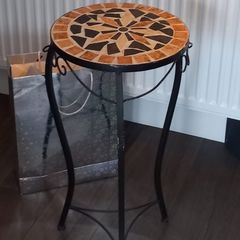Plant table