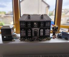 Lego Home Alone house 21330