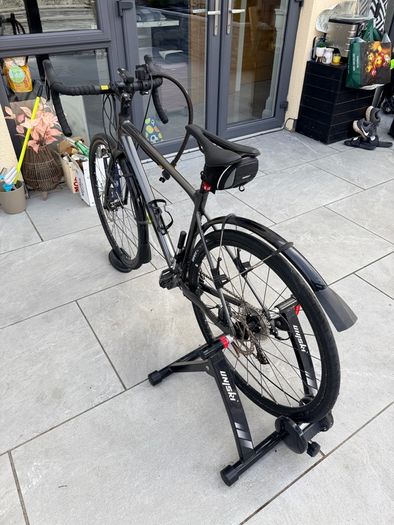 Giant Contend AR 3 Full Commuter Road Setup + Extras