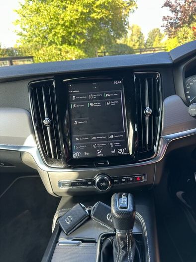 2018 Volvo S90 D4 R-Design|119k KM| Full History