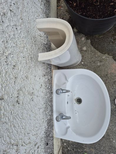 Free sink