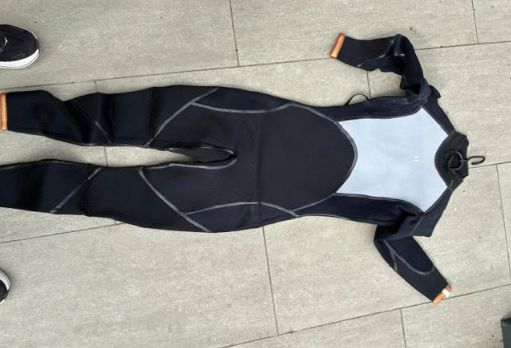 scuba diving gear