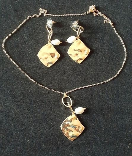 Brand New Necklace and sets( any 2 for 5 )