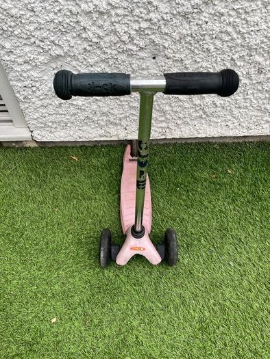 Micro Scooter
