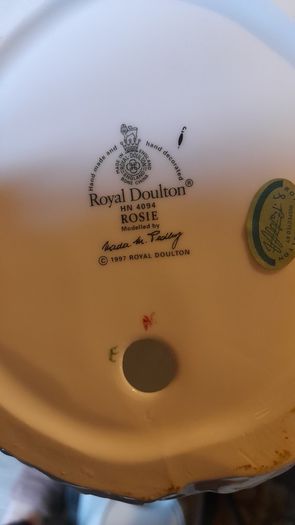 Royal Doulton figurine "Rosie" comes with box