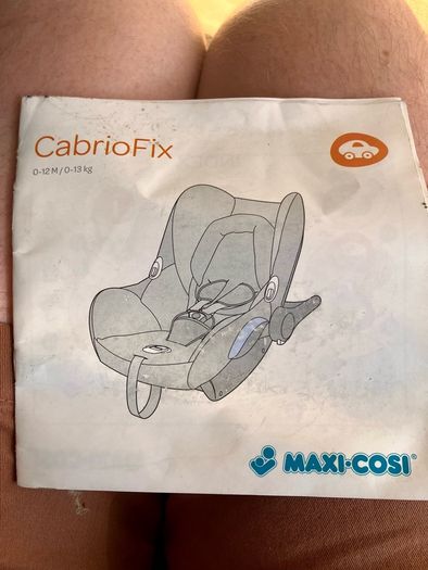 Maxi-Cosi CabrioFix Baby Car Seat + ISOFIX Base