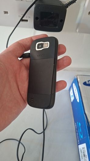 Nokia 2630 , with charger