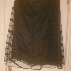 Oasis size 14 black skirt
