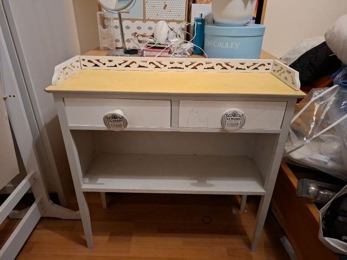 dresser - FREE
