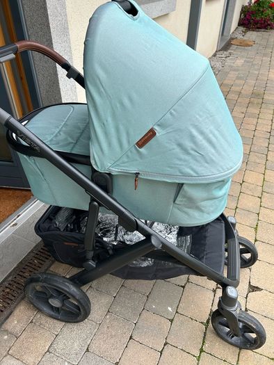 uppa baby V2 Full set (pram and car seat)