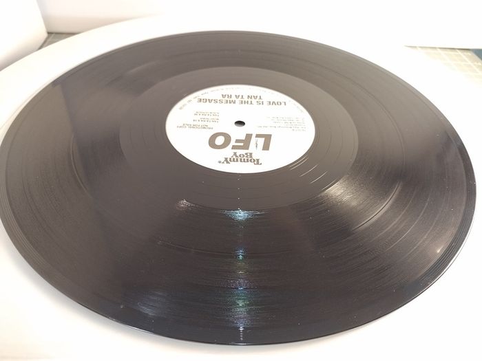 LFO - Tan Ta Ra + Love Is The Message - Tommy Boy Records - Rare US Pressing! EXCLUSIVE LFOwage! QUALITY Early 90s Bleepy TECHNO and BANGIN House BREAKS!
