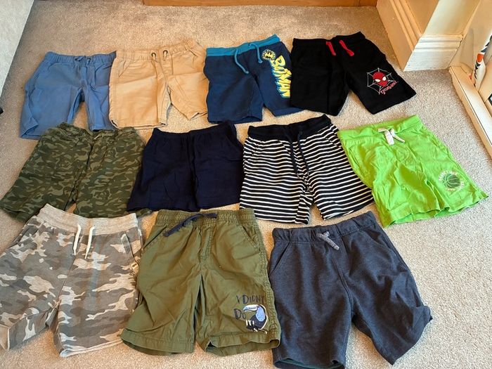 Huge Bundle of Boys Clothes size 4-5years