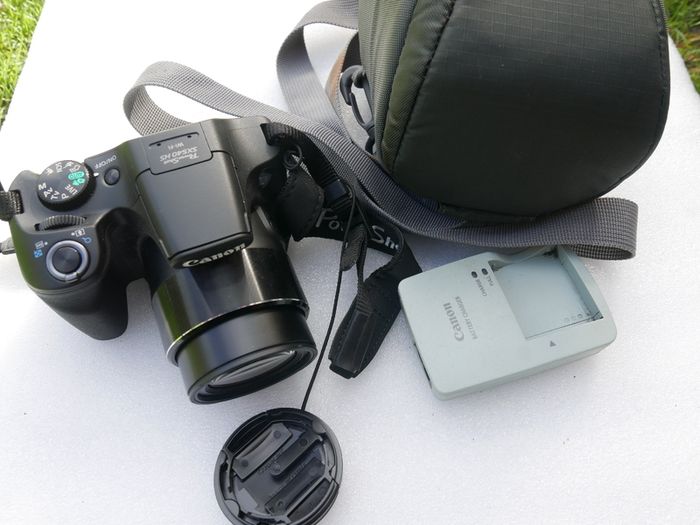 Canon PowerShot SX540 HS Bridge Camera 20MP 50x Optical Zoom Y2K Style Compact Photography Superzoom with Bag and Charger, SD 16Gb