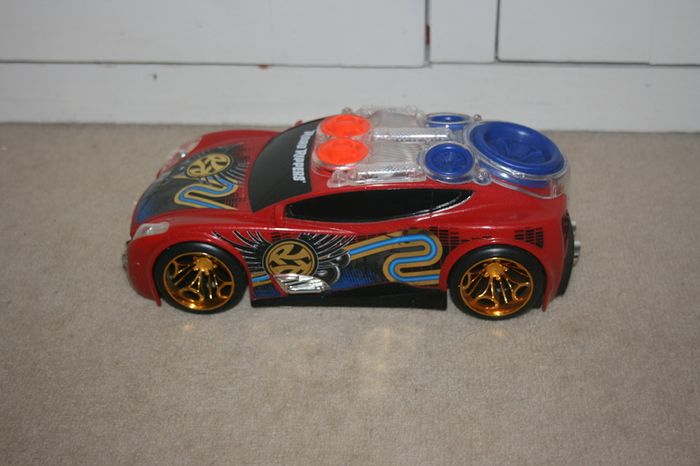 Hot Wheels Monster Action 11" Road Ripper