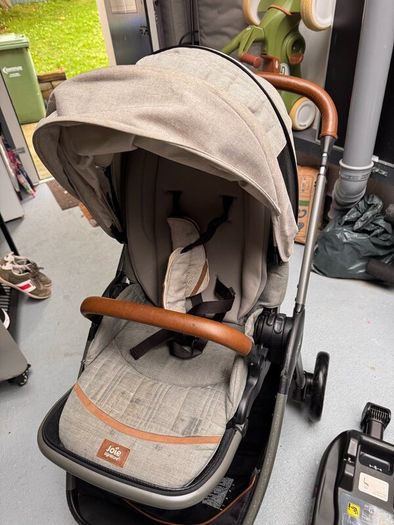 Joie 4in1 Signature Travel system