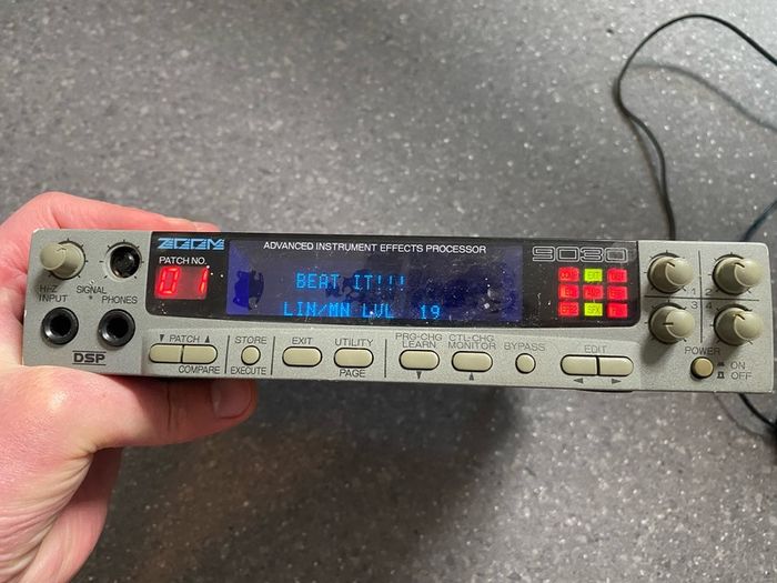 Zoom 9030 Advanced Instrument Effects Processor