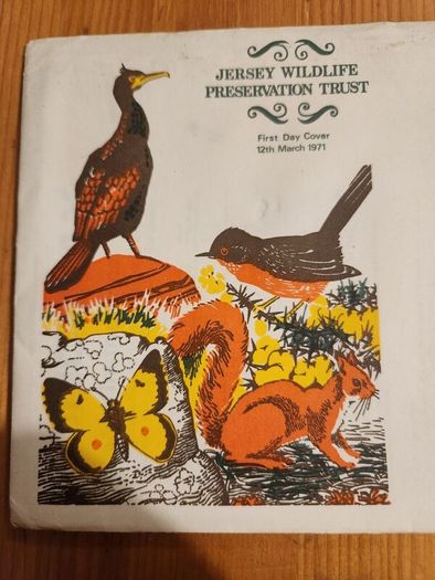 4 FIRST DAY COVERS. See photos.  In good condition.