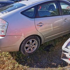 11 Toyota Prius parts