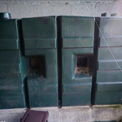 1,000 litre oil tank