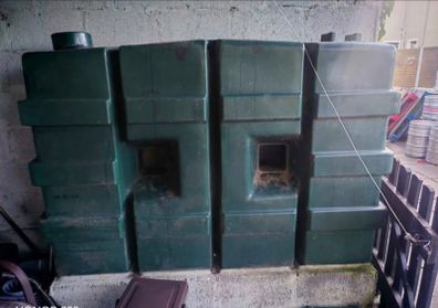 1,000 litre oil tank