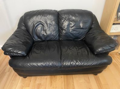 Free Black Leather 2 Seater Sofa