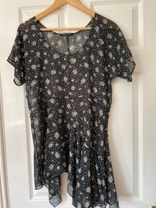 Mary Grant - Black Rose Print Top - Size 12