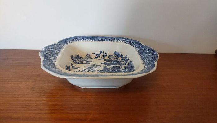 Lovely Blue and White Transferware Willow Pattern Lidless Open Vegetable Dish, Unknown Maker, Most Likely Staffordshire Made