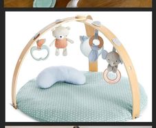 Tummy Time Mat (Ingenuity) + free tummy time piano + Large Tummy Time pillow with toys