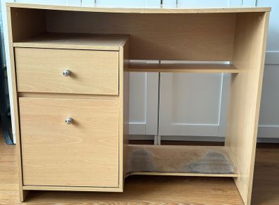 Free Desk