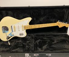 Menapia Guitars Custom Jaguar