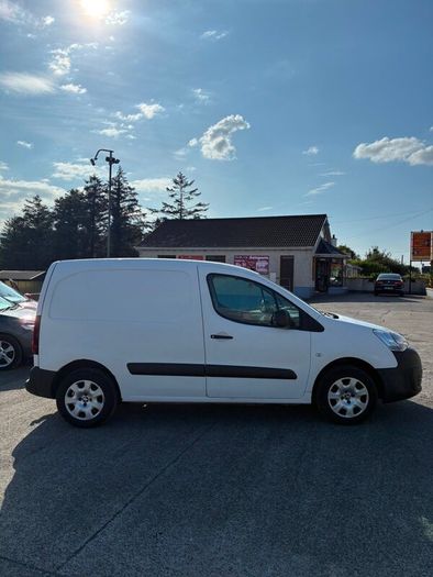 Ardara Autoparts Jobs: Peugeot Partner NEW CVRT 3 Seater