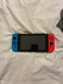 Nintendo Switch - No Dock -