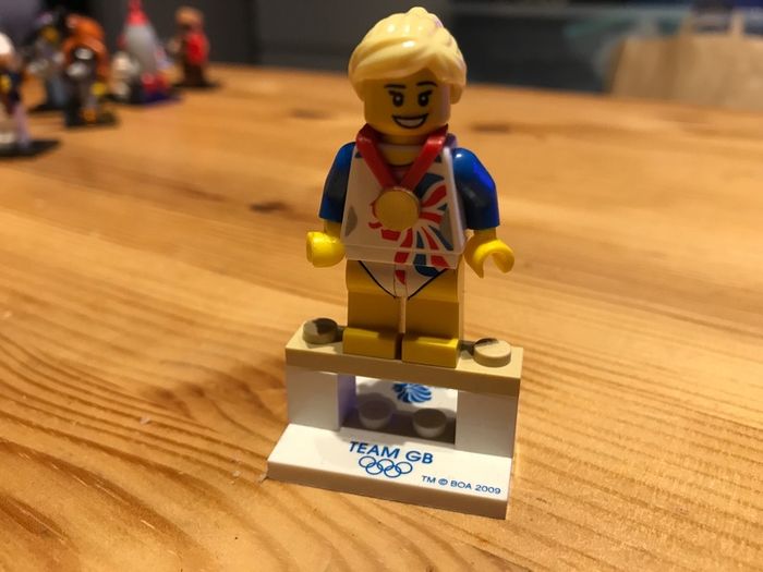 Lego Collectible Minifigures Flexible Gymnast Team GB series