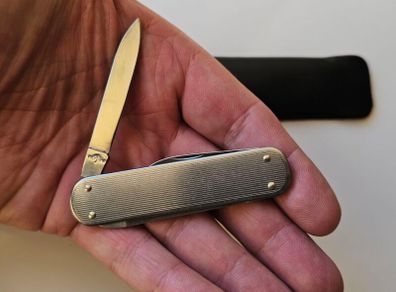 Vintage Rare Collectable Victoria Victorinox Price Gentleman's models 74mm Swiss Army Knife