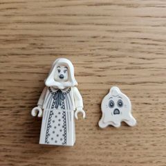 lego ghost lady