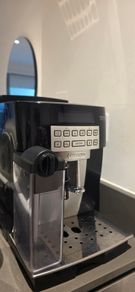 Coffee machine (Delonghi Capuccino Magnifica S coffee machine)