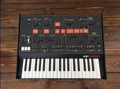 Korg Arp Odyssey Slim Keys with case