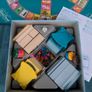 Trivial Pursuit Family Edition Image 2