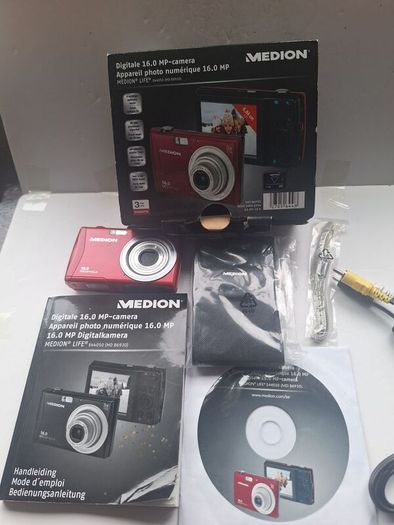 Medion 16MP Digital Camera  Red