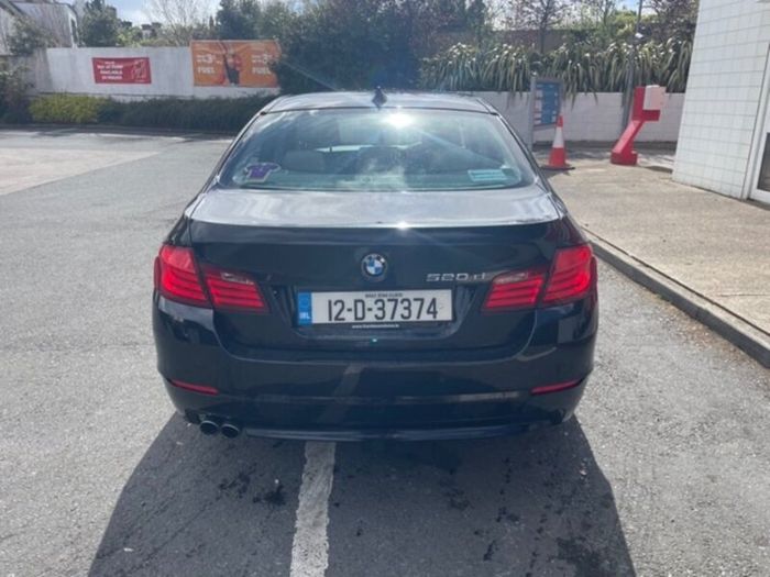 BMW 5-Series 2012