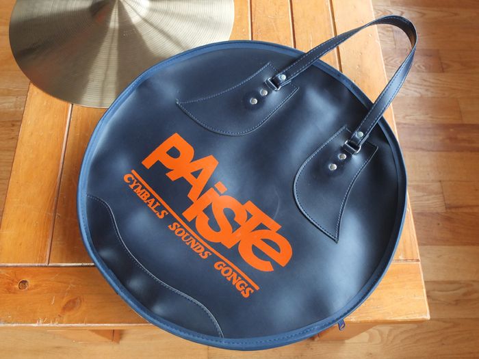 Paiste 602 Marching Cymbals, 16 inch With Bag.
