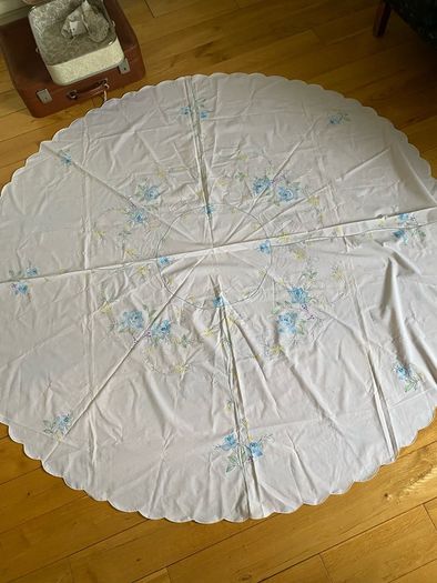 Table cloths - vintage