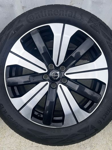 Genuine Volvo R-Design 19" Alloy Wheels