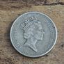 Great Britain UK 1996 One Pound Elizabeth II Coin, Celtic Cross - free standard postage Image 2