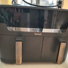 Tefal XXL Dual Easy Fry Airfryer + cookbook